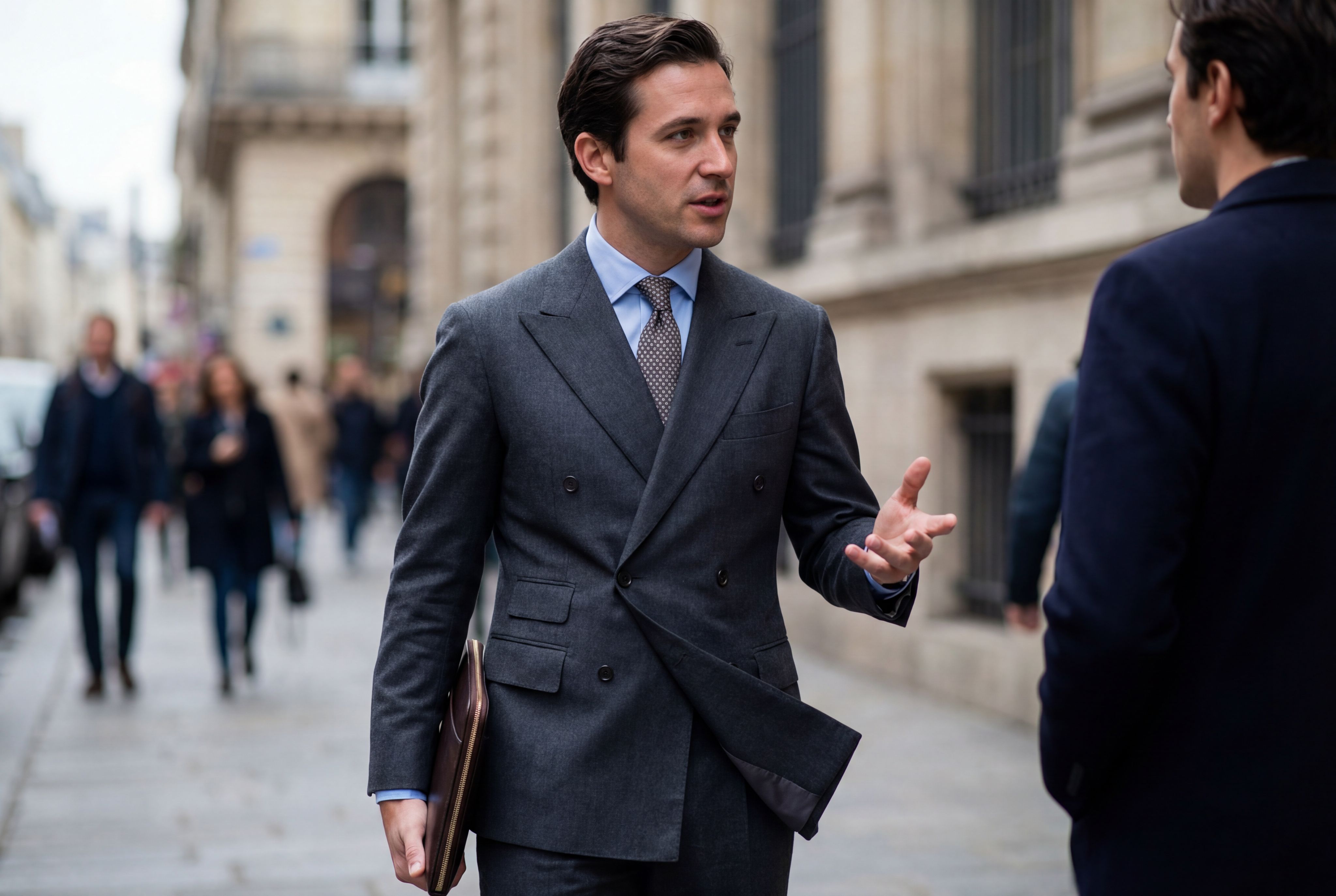 Découvrez Costume Croisé sur-mesure